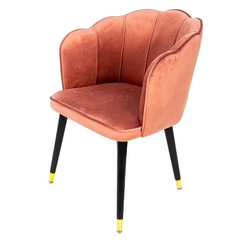 Elegant Shell Chair – Pink Velvet with Modern Metal Legs (59x62x79 cm)